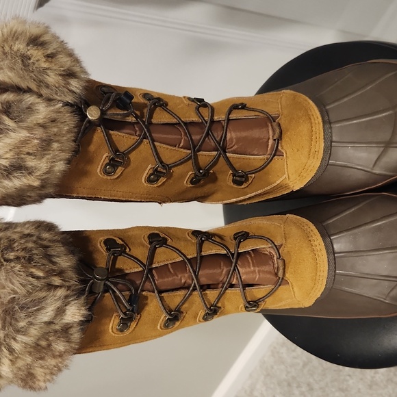 NWOT Lands' End Alpine Snow Brown and Tan Winter Boots - Picture 3 of 9
